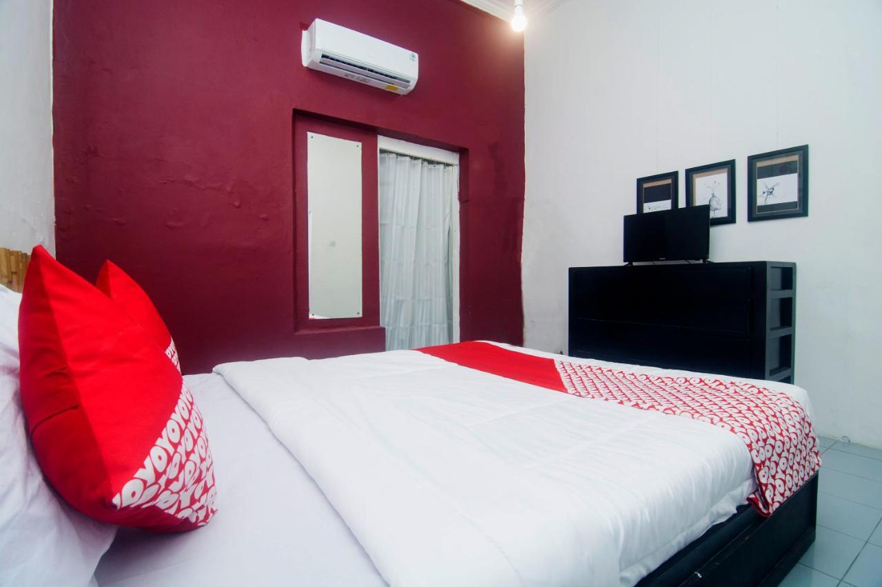 Hotel Oyo 287 Rumah Eyang Near Rsud Kota Yogyakarta Exterior foto
